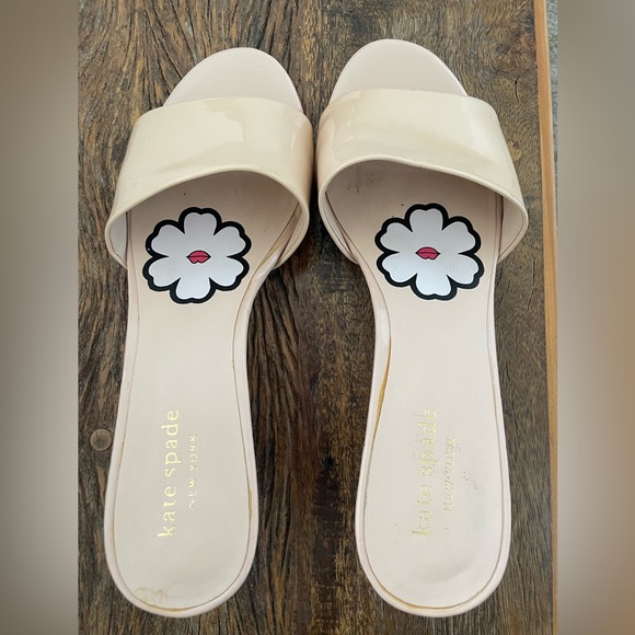 Kate Spade Patent Leather Kitten Heel - Picture 2 of 4